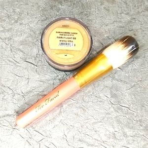 BareMinerals FAIRLY LIGHT & Too Faced Brush